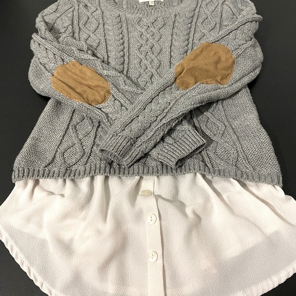 Monteau Cable Sweater with elbow patches. size Small, EUC - Picture 2 of 9